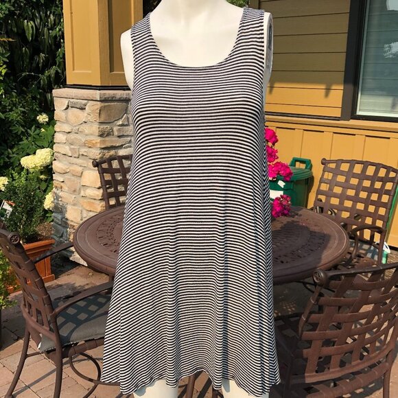 Poetry Striped Cover-Up Dress OS + Flip Flops Sz 9-10 - Picture 14 of 14